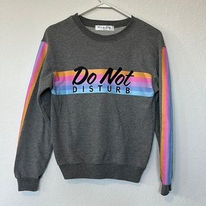 Juniors XS Graphic Sweatshirt